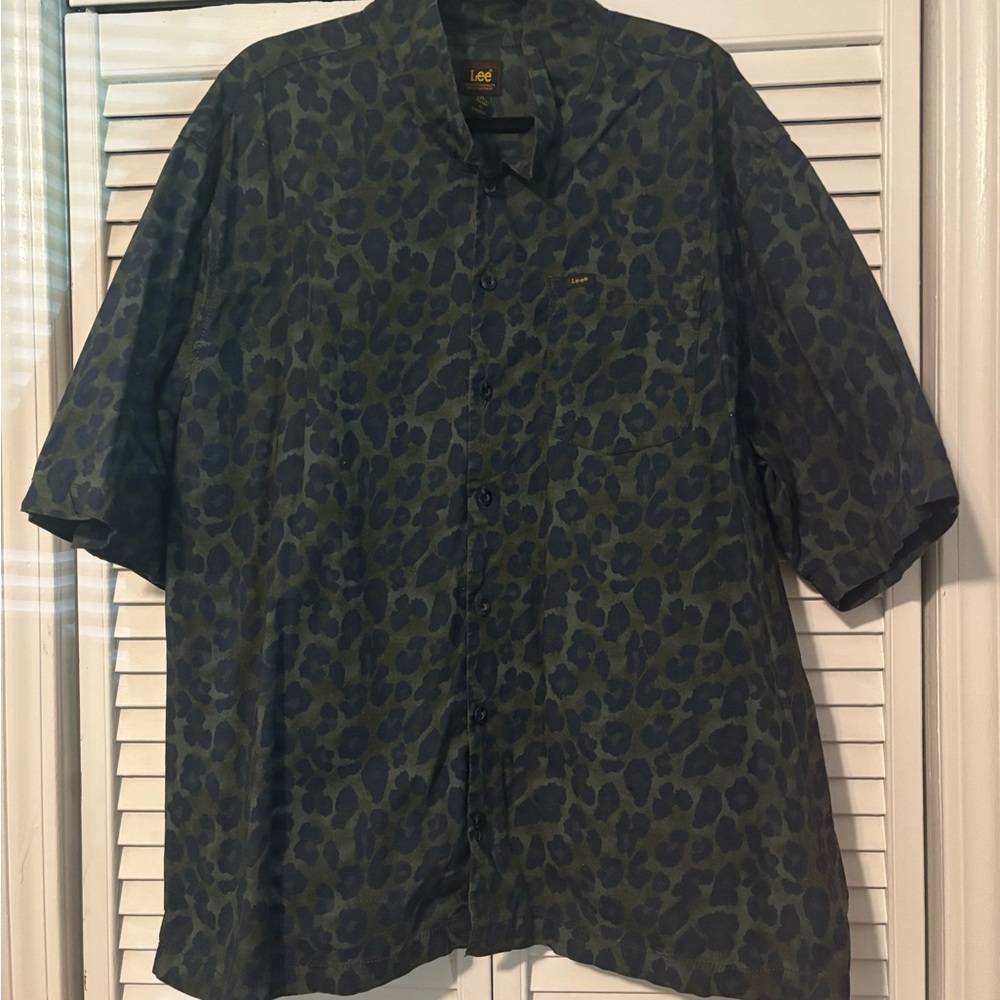 Green leopard Pattern Shirt